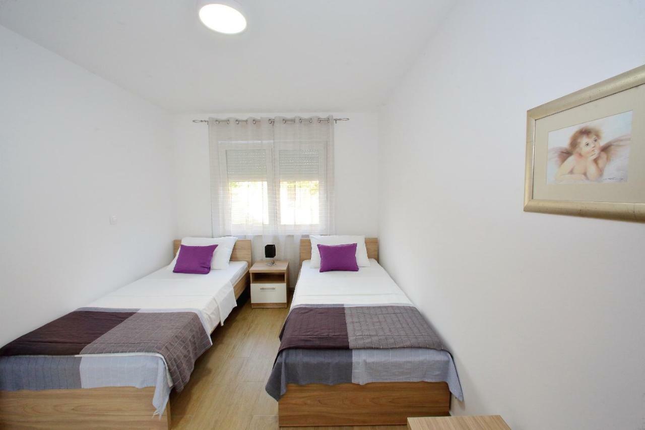Luxury Apartments Sikiric_2 With Fantastic View On The Sea Bibinje Zewnętrze zdjęcie